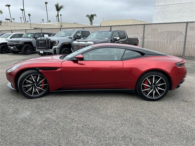 Used 2020 Aston Martin DB11 Coupe image 15