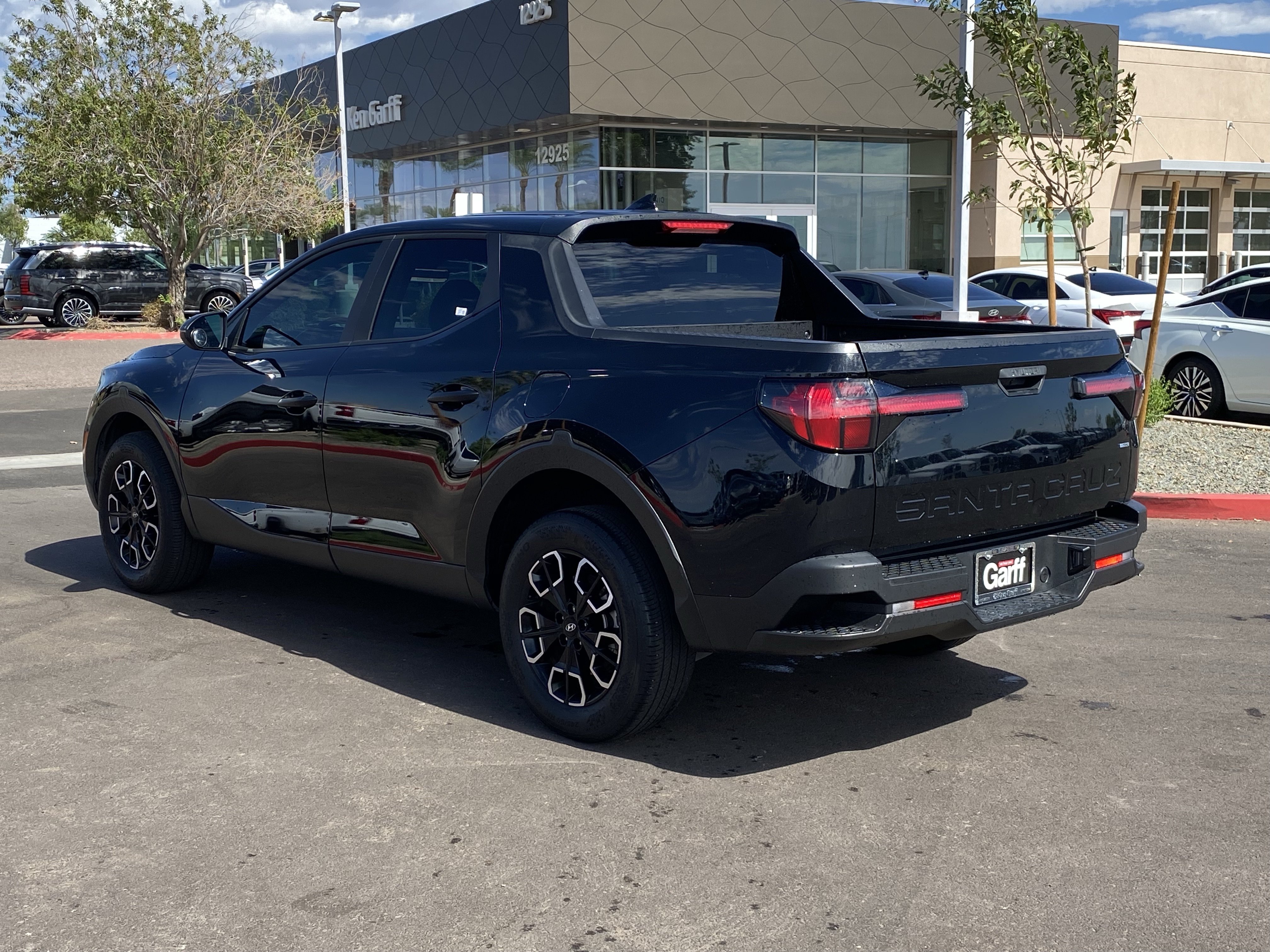 Used 2023 Hyundai Santa Cruz SEL AWD/4WD image 5
