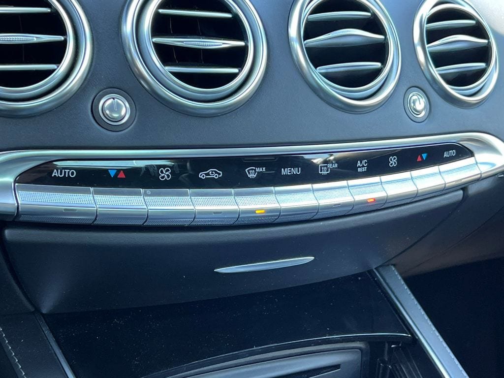 Used 2017 Mercedes-Benz S 550 Cabriolet image 27