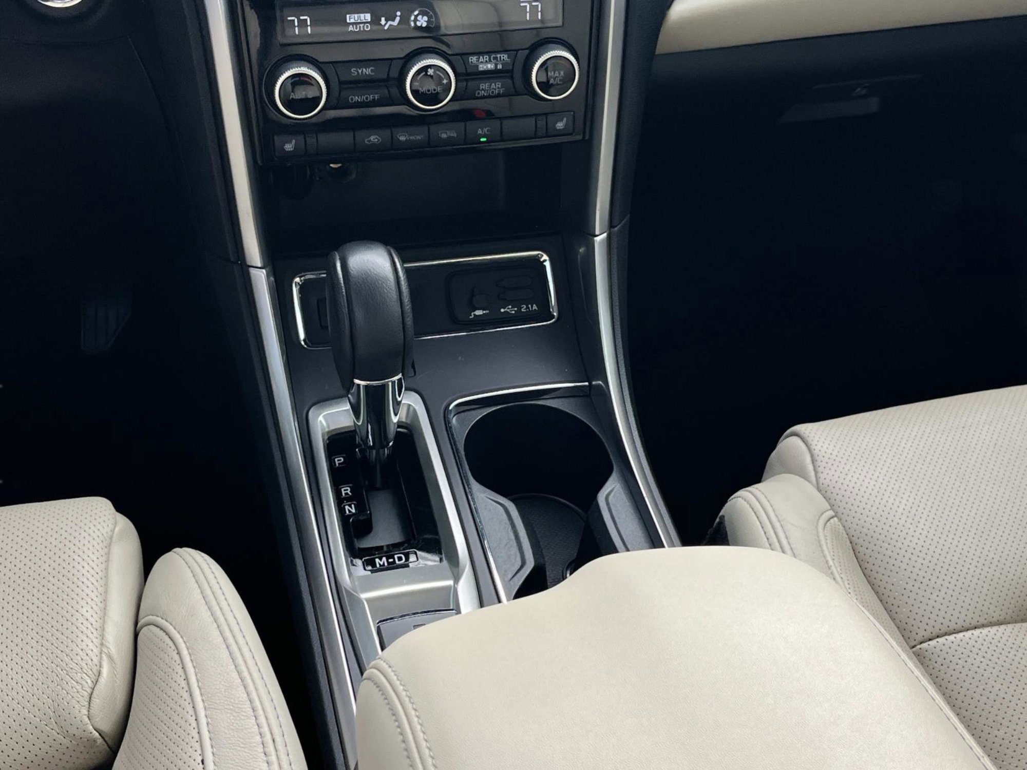 Used 2020 Subaru Ascent Limited w/ Popular Package #4 image 17