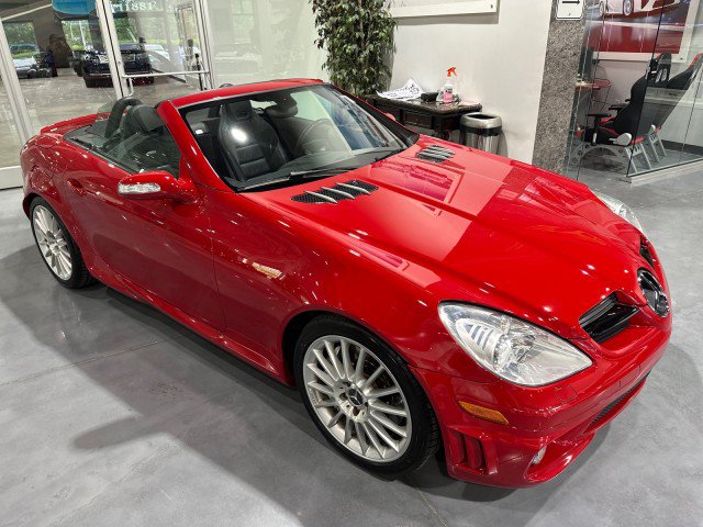 Used 2005 Mercedes-Benz SLK 55 AMG image 11