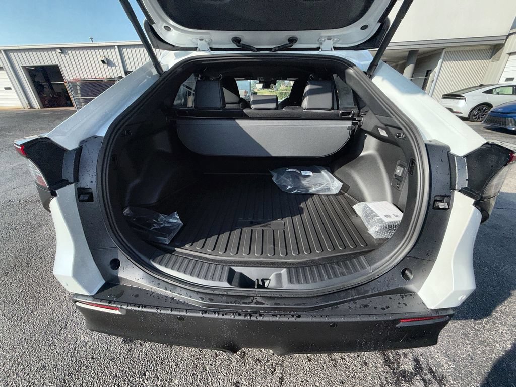 Used 2026 Toyota bZ FWD image 30