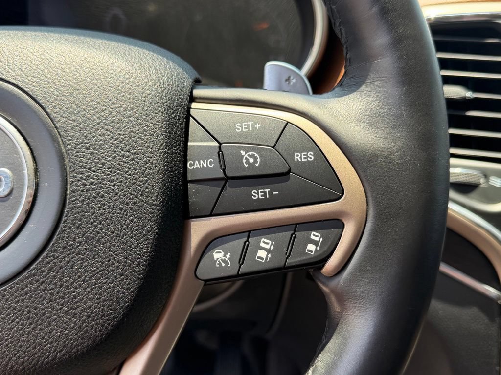 Used 2016 Jeep Grand Cherokee Summit AWD/4WD image 20