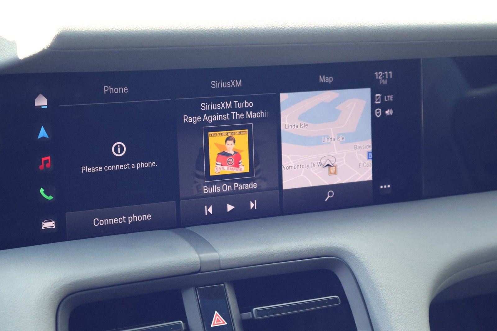 Certified 2022 Porsche Taycan image 16