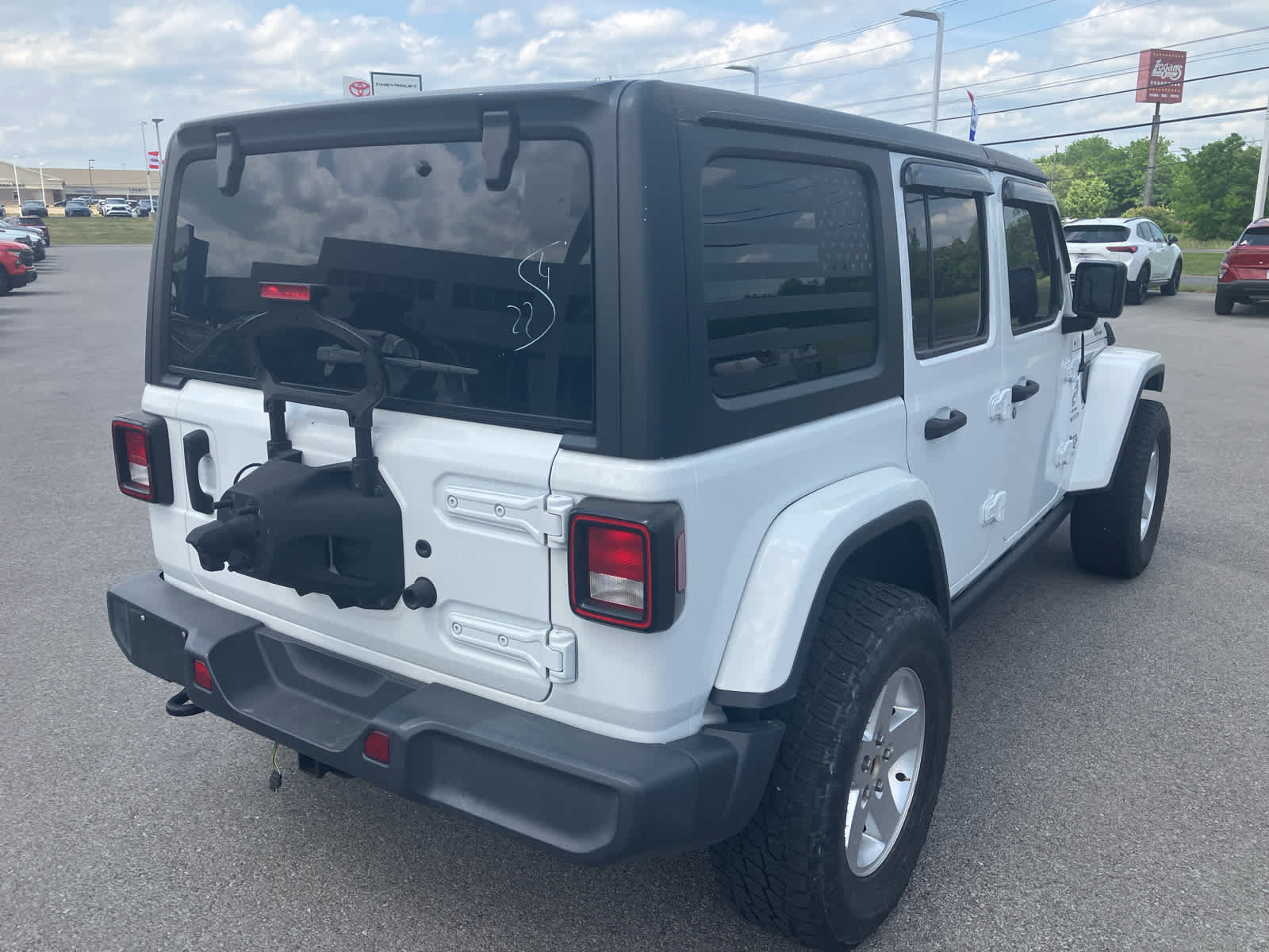 Used 2020 Jeep Wrangler Unlimited Sahara AWD/4WD image 7