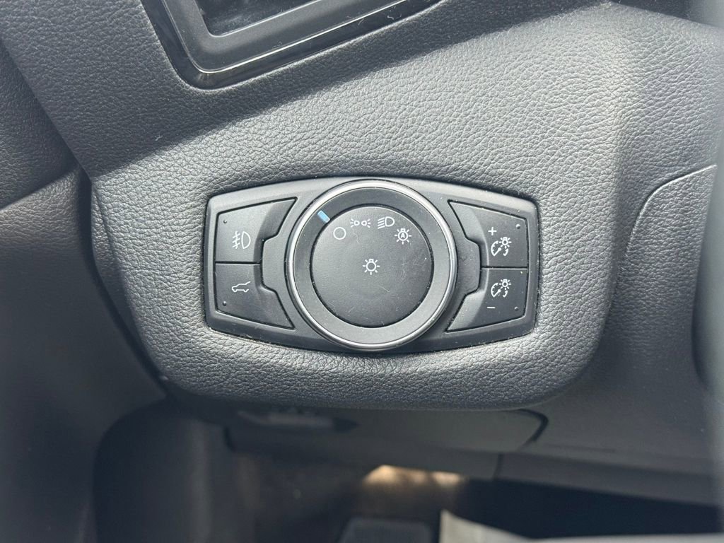 Used 2018 Ford Escape SEL image 22