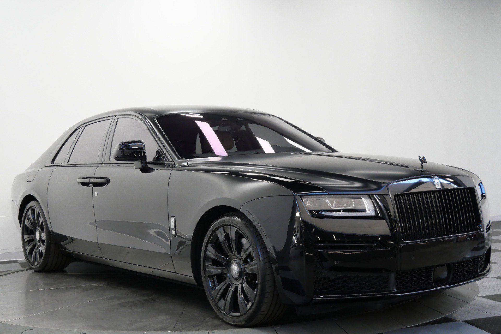 Used 2022 Rolls-Royce Ghost AWD/4WD image 3