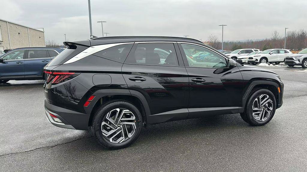 New 2026 Hyundai Tucson Limited AWD/4WD image 2
