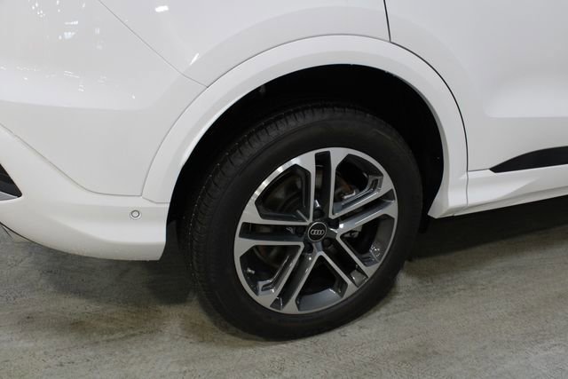 New 2025 Audi Q5 Premium Plus image 26