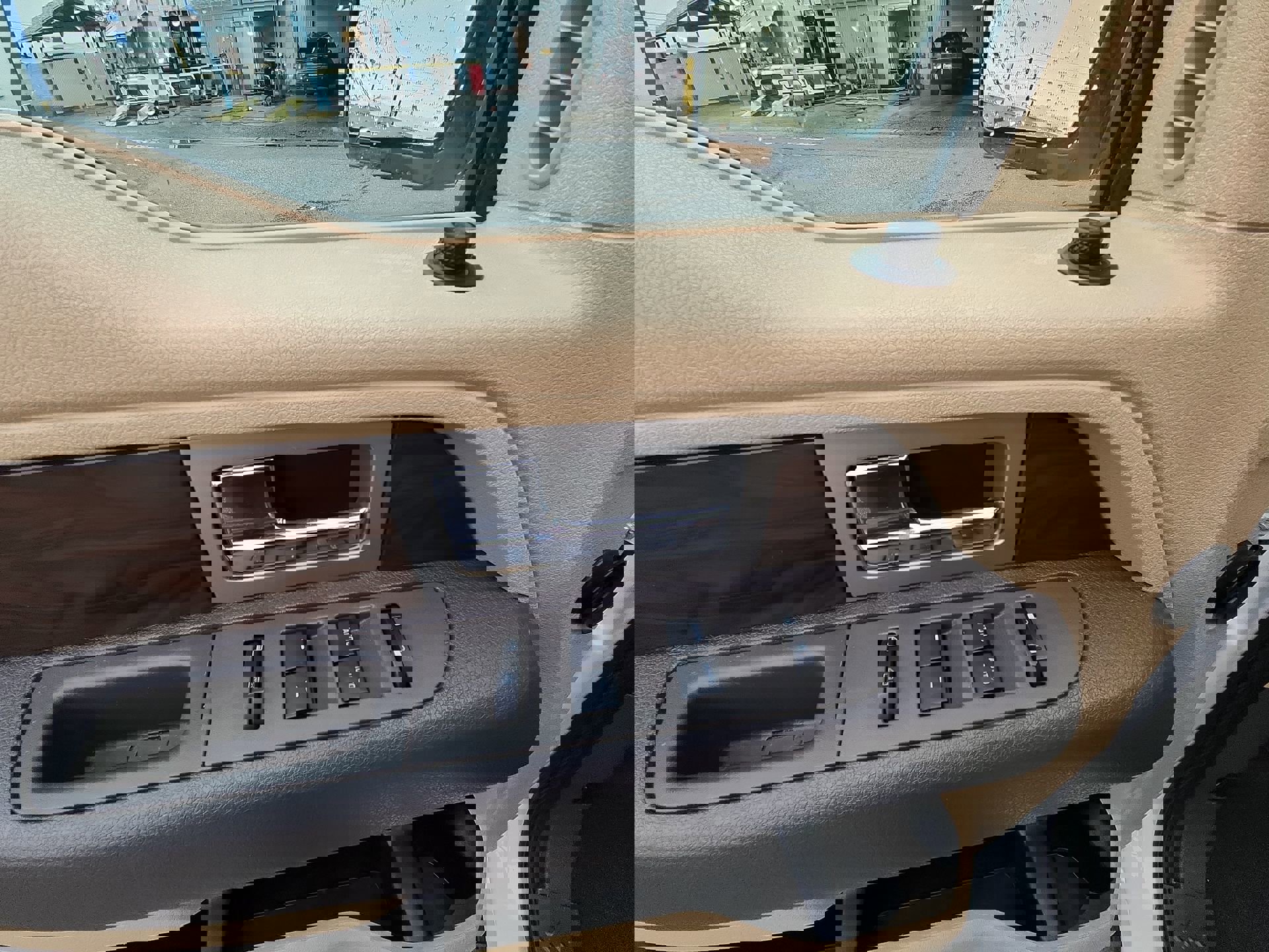 Used 2012 Ford F150 Lariat w/ Lariat Plus Pkg image 15