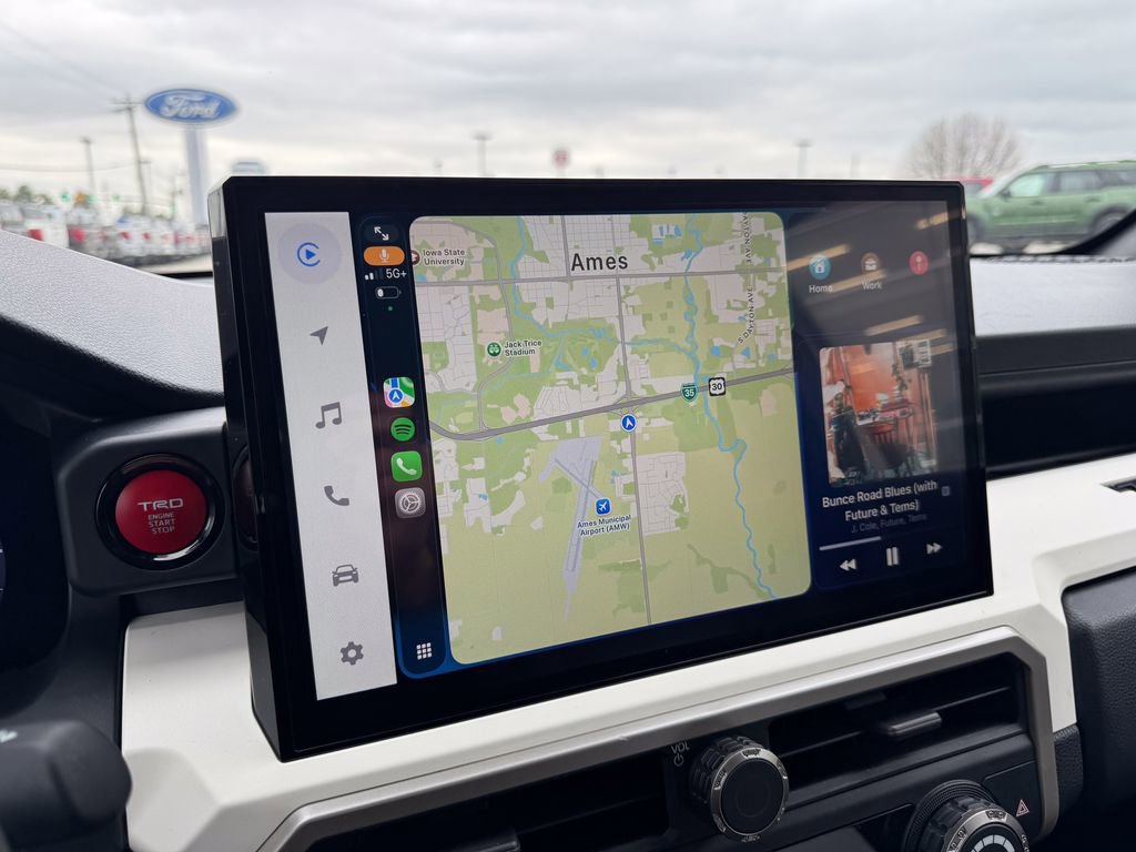 Used 2024 Toyota Tacoma TRD Off-Road image 26