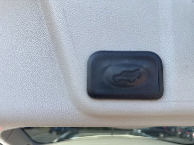 Used 2013 Buick Enclave Leather AWD/4WD image 10