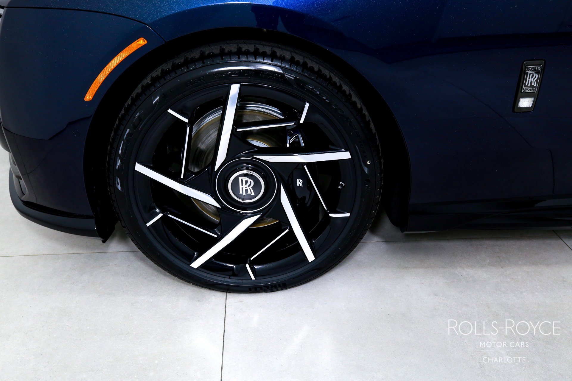 New 2026 Rolls-Royce Spectre Black Badge image 36