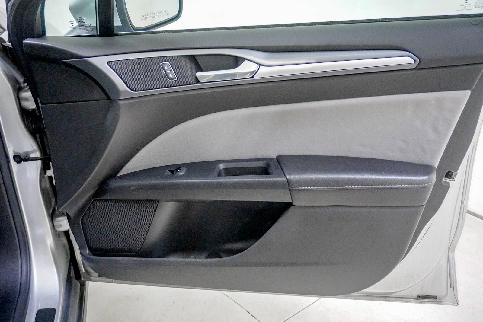 Used 2014 Ford Fusion S FWD image 29