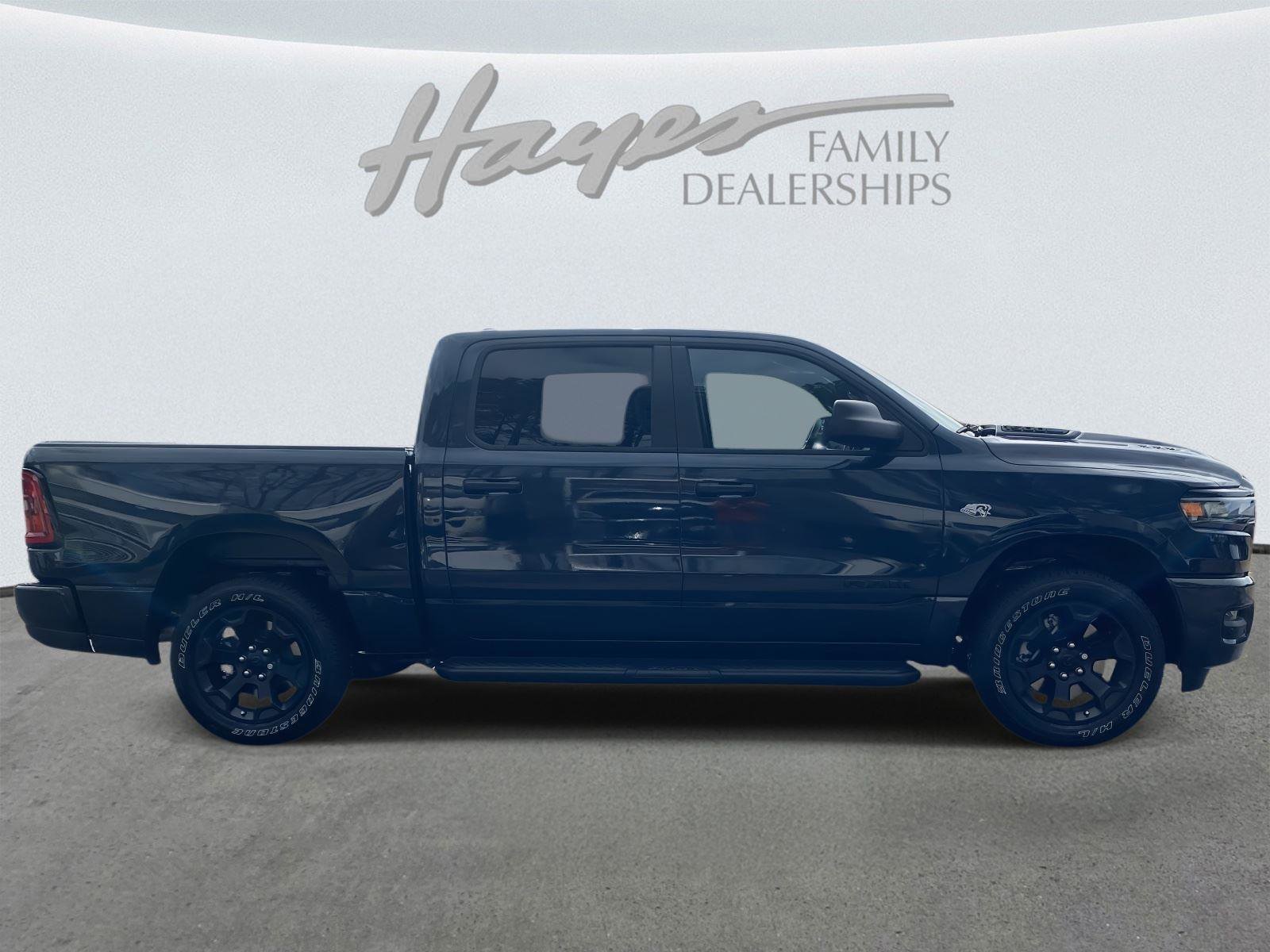 New 2026 RAM 1500 Express AWD/4WD image 3