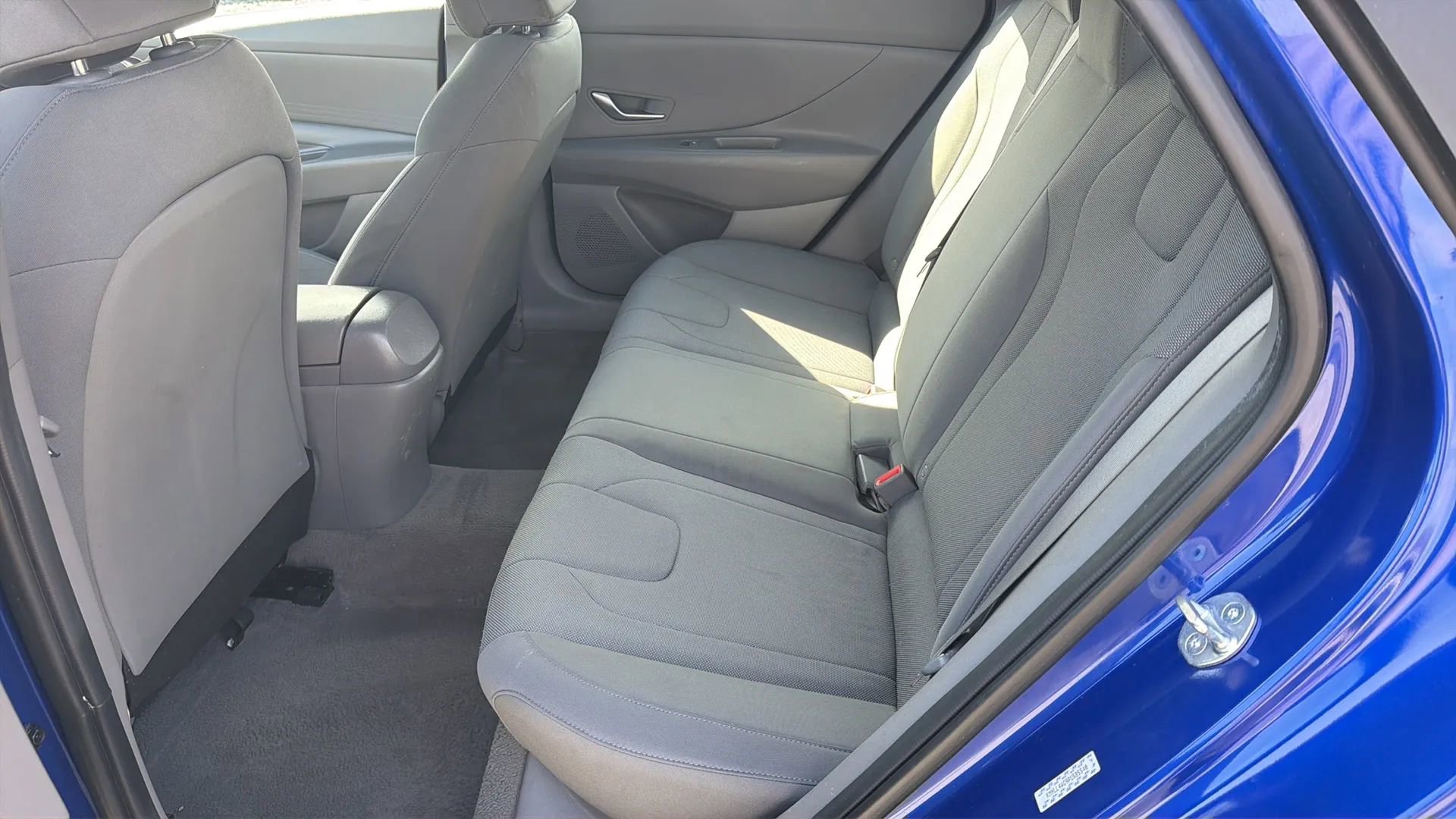 Used 2023 Hyundai Elantra SE FWD image 22