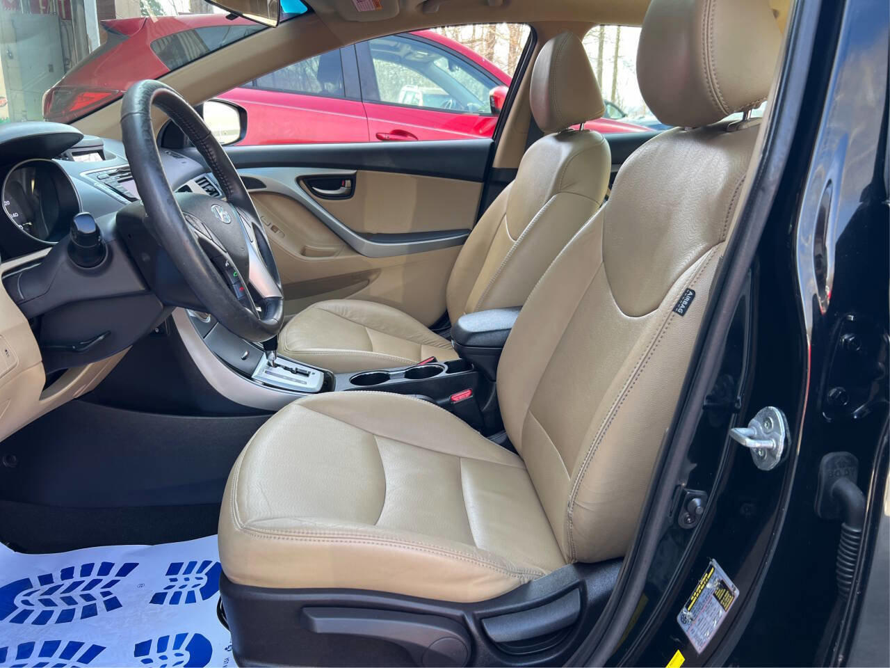 Used 2012 Hyundai Elantra Limited image 9