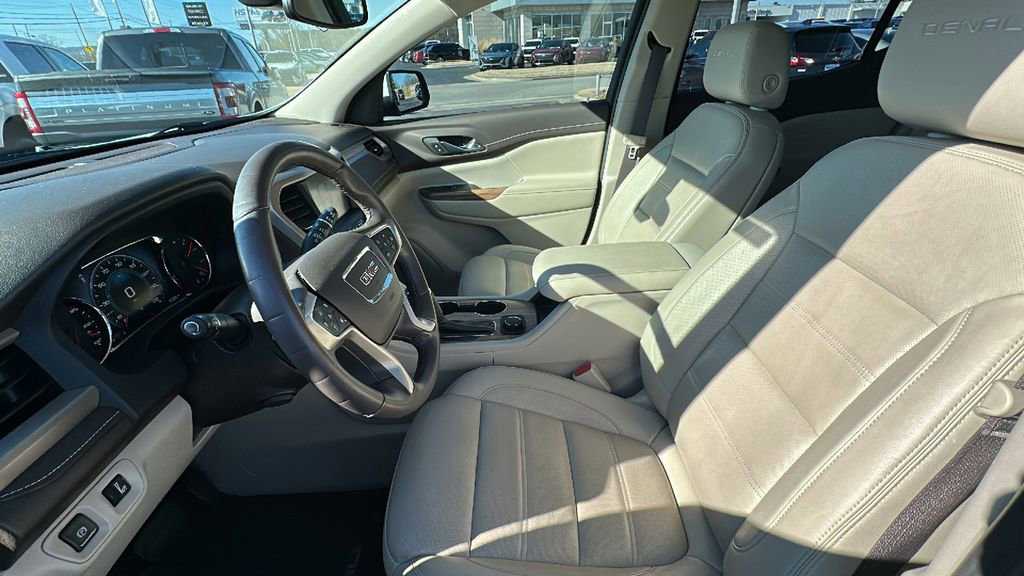 Used 2019 GMC Acadia Denali w/ Technology Package image 9