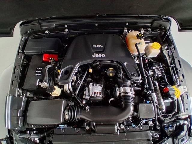Used 2020 Jeep Gladiator Overland AWD/4WD image 17
