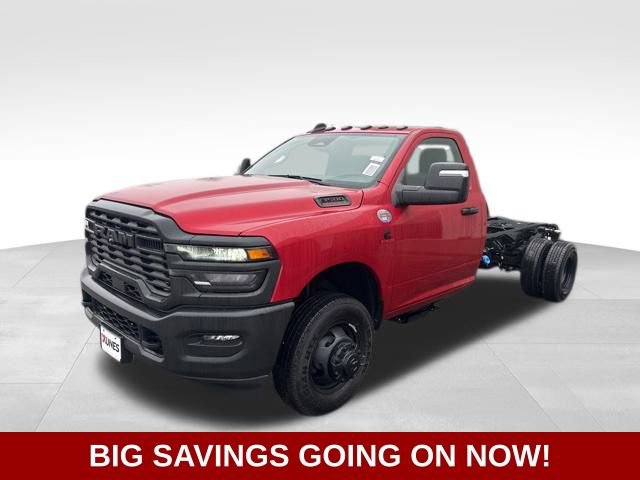 New 2025 RAM 3500 Tradesman AWD/4WD image 5