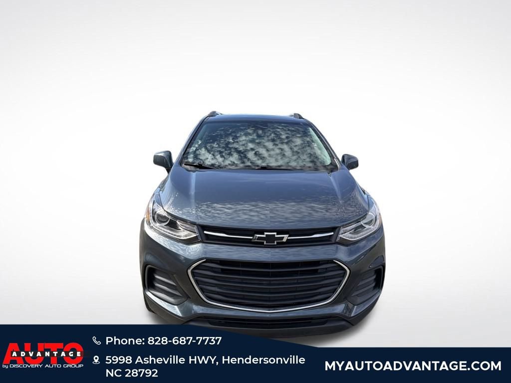 Used 2022 Chevrolet Trax LT w/ Driver Confidence Package image 8