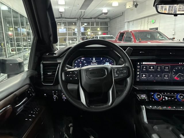 Used 2024 GMC Sierra 3500 Denali Ultimate AWD/4WD image 33