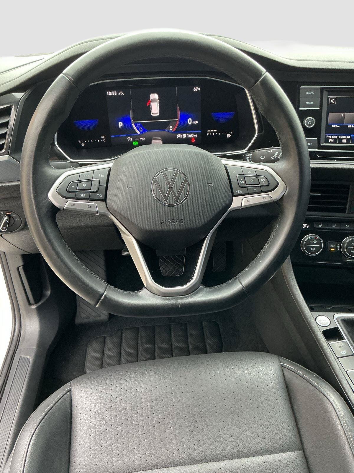 Used 2022 Volkswagen Jetta SE FWD image 15
