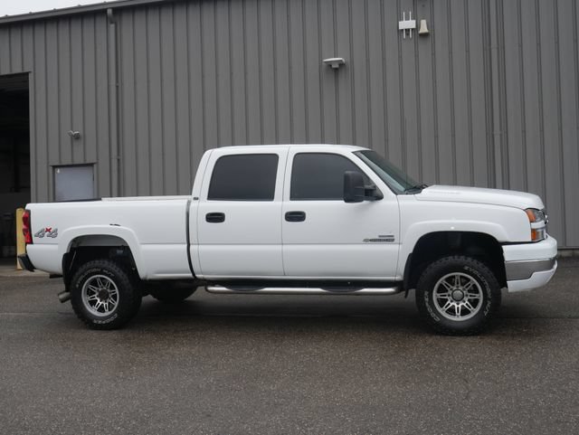 Used 2007 Chevrolet Silverado 2500 LT w/ Heavy-Duty Power Package AWD/4WD image 4