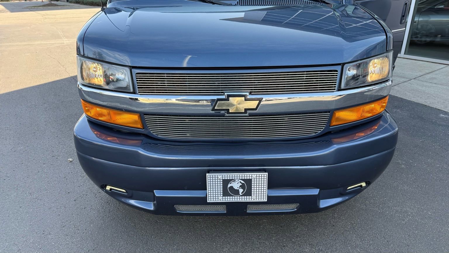 Used 2023 Chevrolet Express 2500 image 40