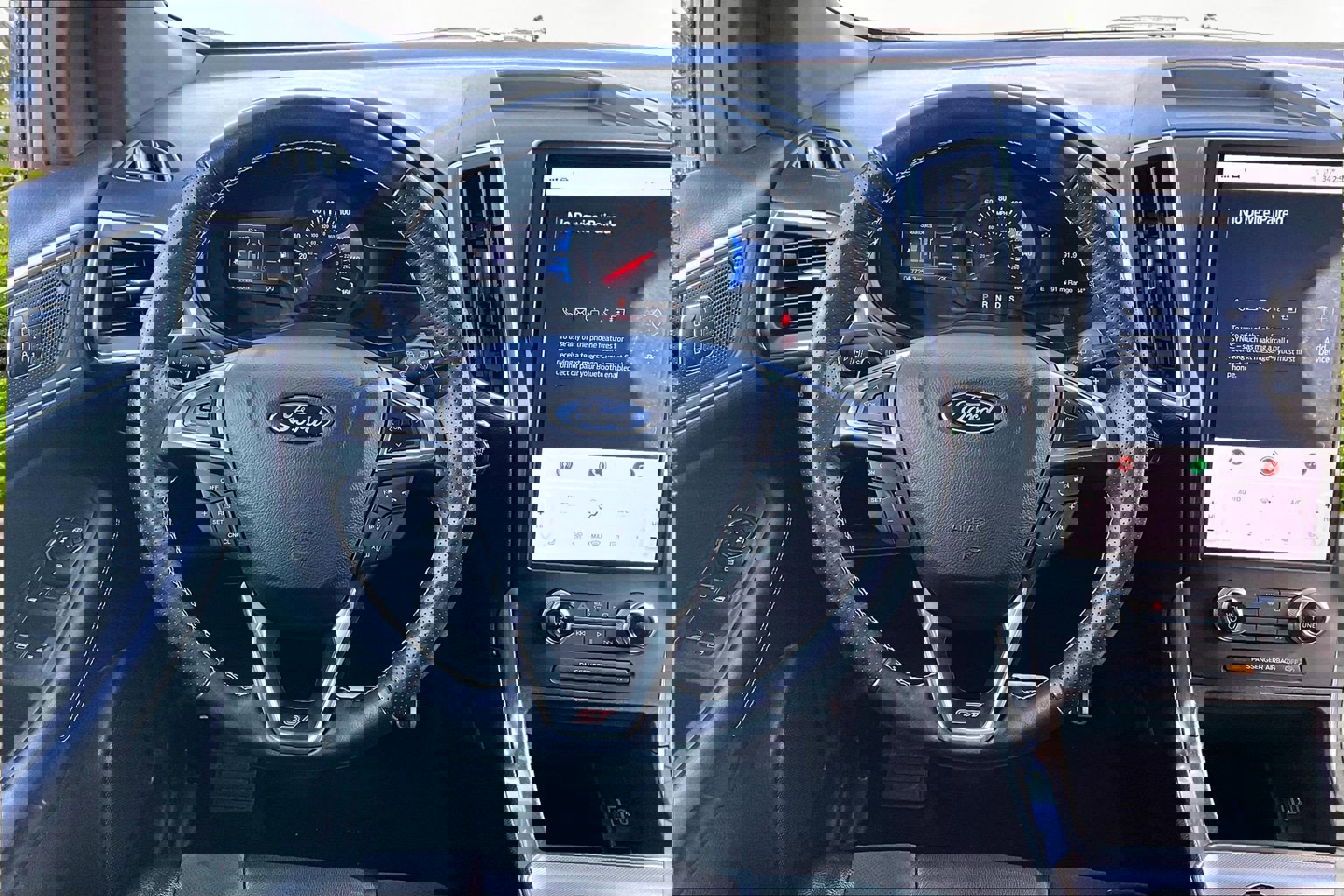 Certified 2024 Ford Edge ST image 5