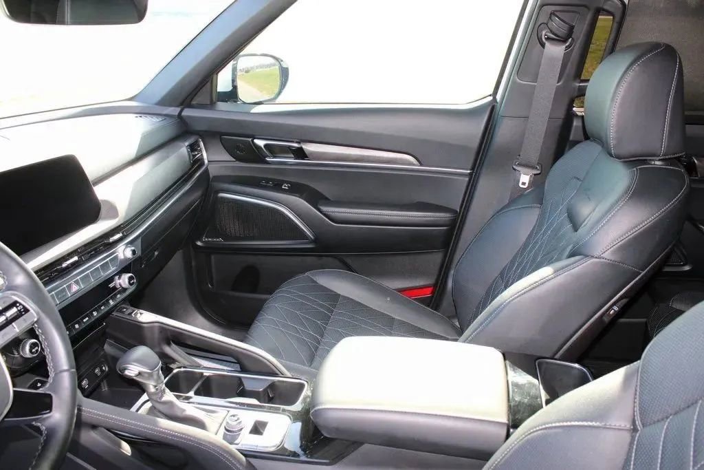 Used 2025 Kia Telluride SX X-Line image 12