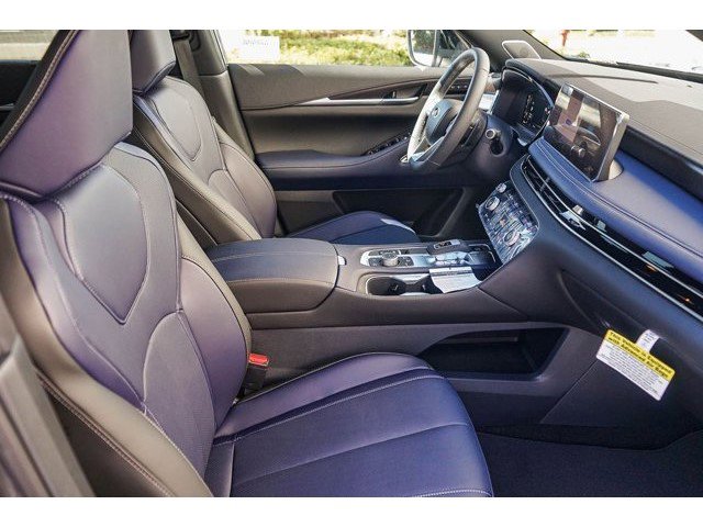 New 2026 INFINITI QX60 Sport w/ Dark Cargo Package AWD/4WD image 16