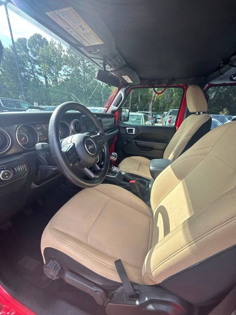 Used 2020 Jeep Gladiator Sport AWD/4WD image 12