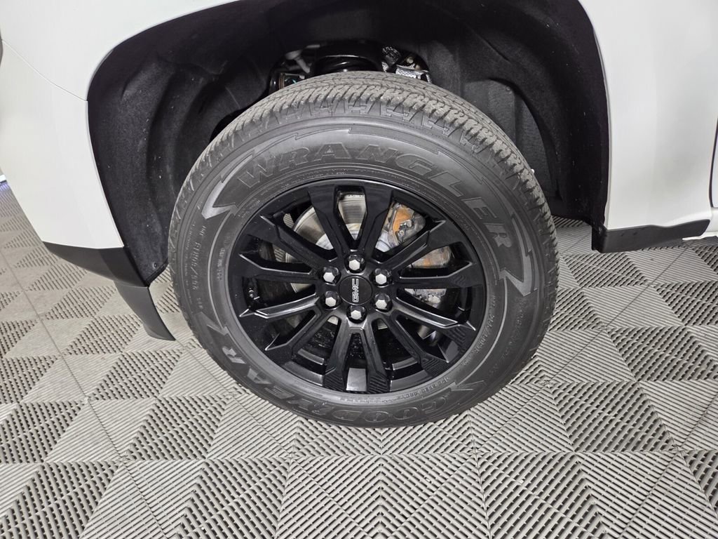 Used 2022 GMC Canyon Elevation Standard w/ Convenience Package image 10