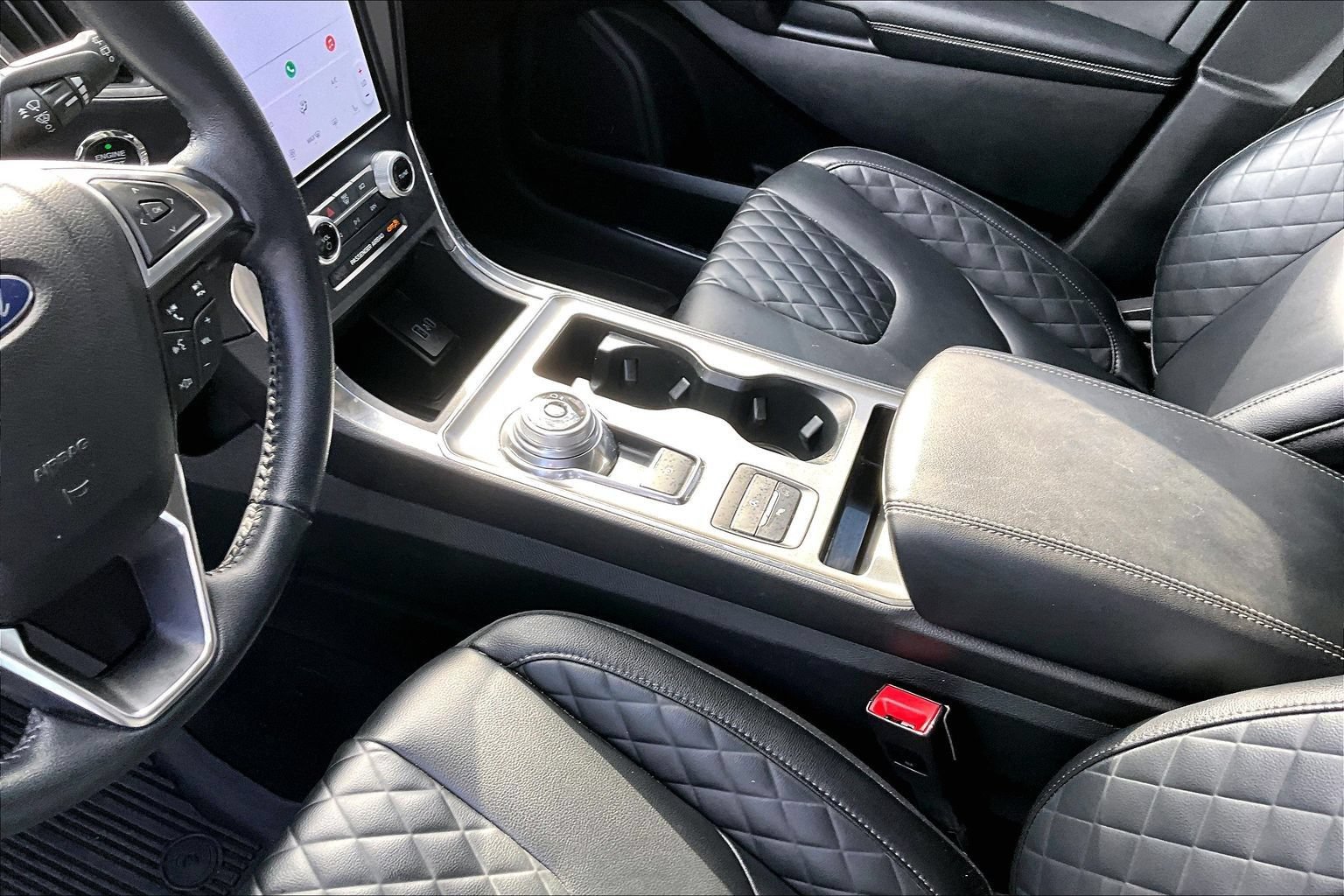 Used 2024 Ford Edge Titanium AWD/4WD image 20