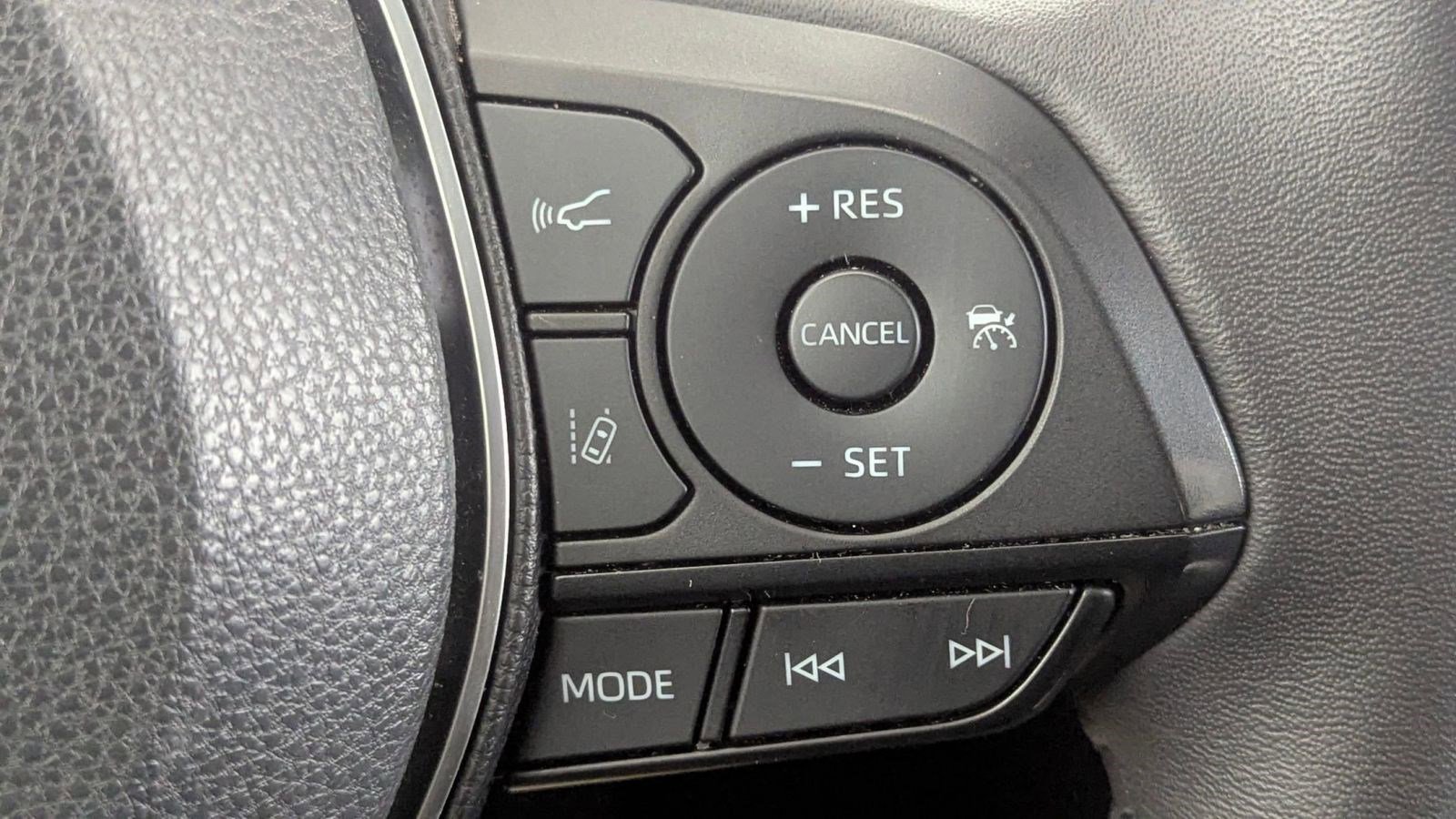 Used 2024 Toyota RAV4 XLE image 27