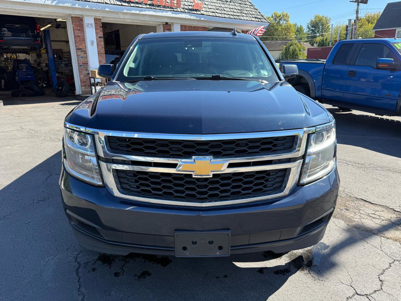 Used 2018 Chevrolet Tahoe LS w/ Max Trailering Package image 2