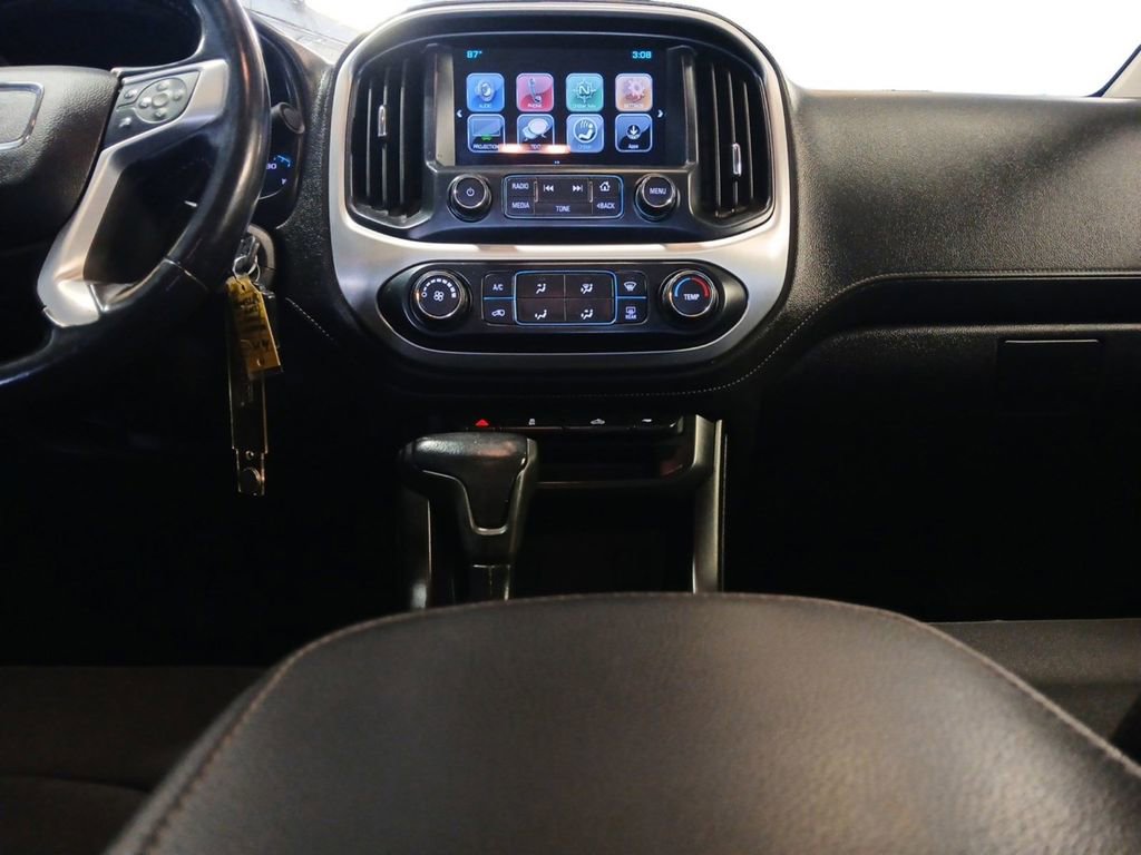 Used 2017 GMC Canyon SLE image 11
