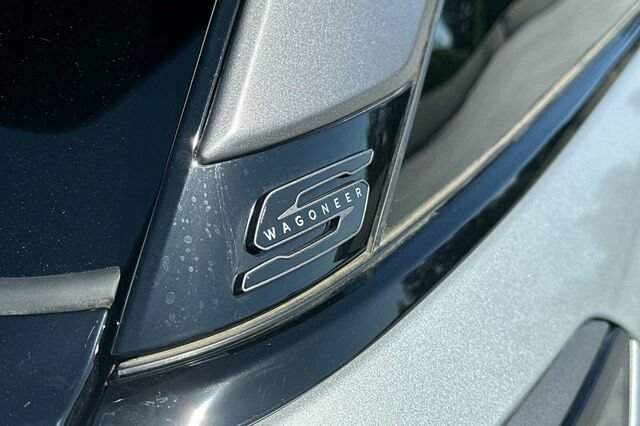 New 2025 Jeep Wagoneer S Limited AWD/4WD image 23