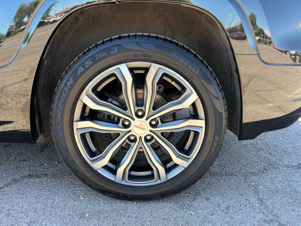 Used 2019 GMC Terrain Denali w/ Driver Alert Package II FWD image 12