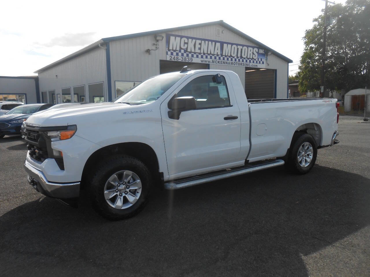 Used 2024 Chevrolet Silverado 1500 W/T w/ WT Fleet Convenience Package image 5