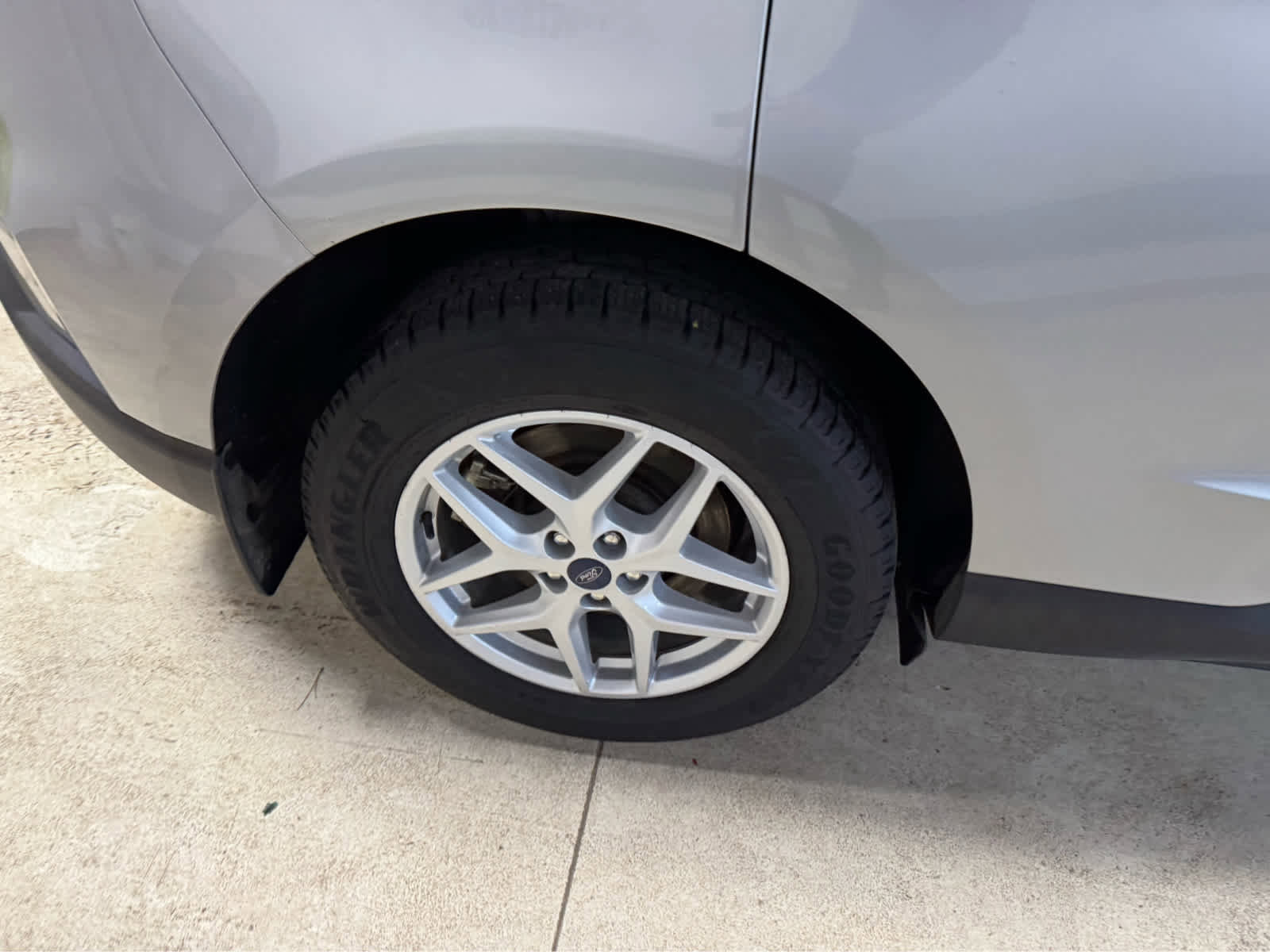 Used 2022 Ford Edge SEL w/ Convenience Package AWD/4WD image 8