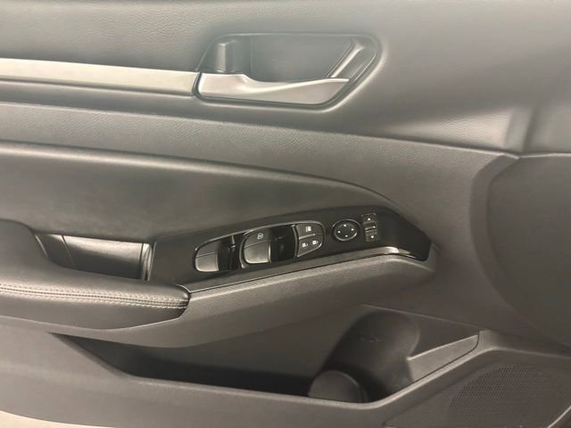 Used 2024 Nissan Altima 2.5 SL FWD image 20