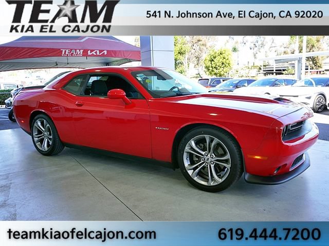 Used 2022 Dodge Challenger R/T RWD image 12