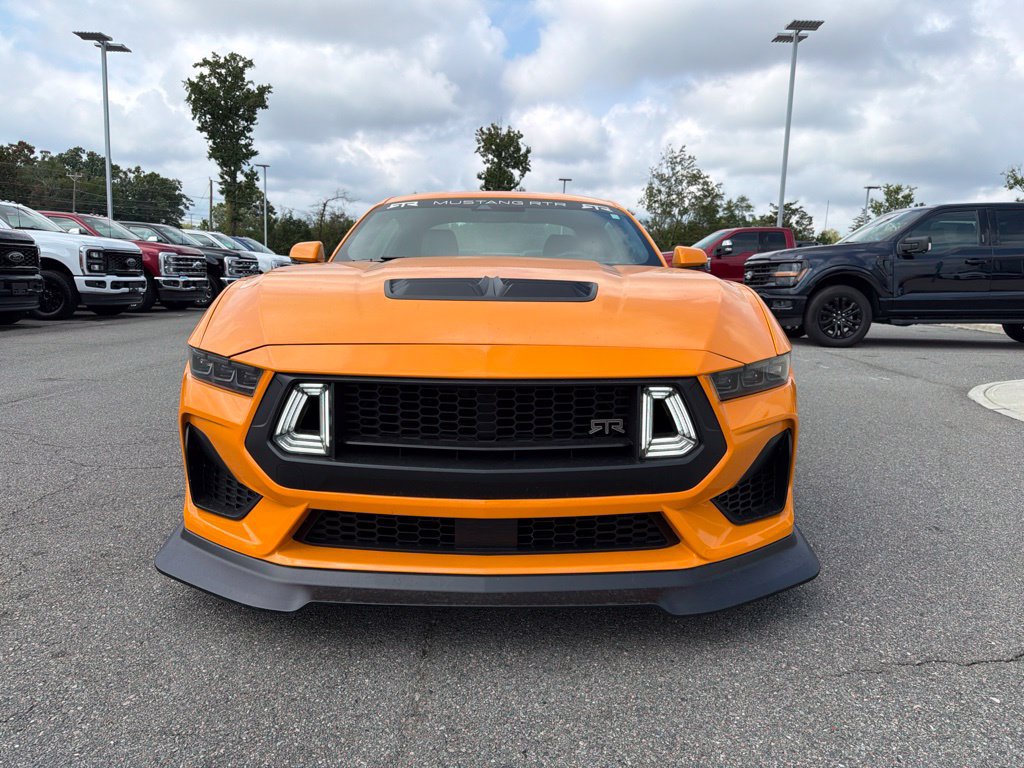 Used 2026 Ford Mustang GT Premium w/ GT Performance Package RWD image 4
