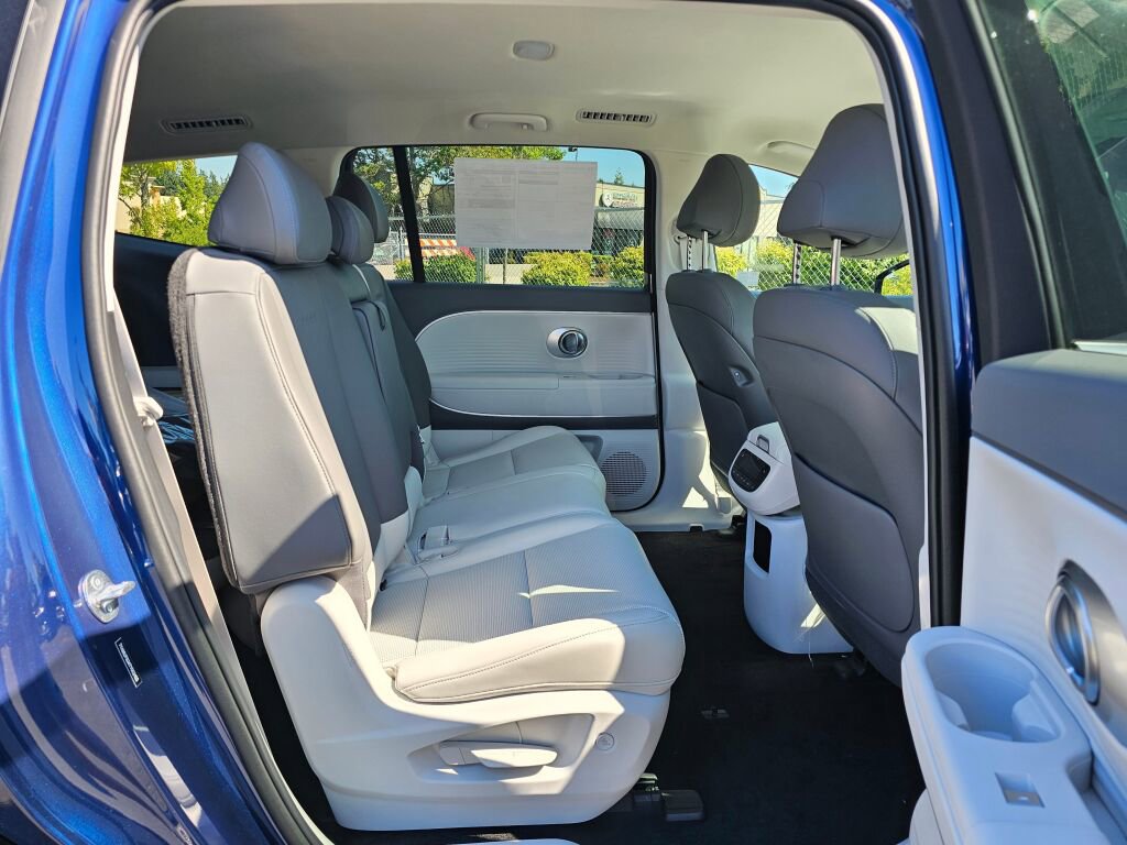 New 2026 Hyundai Ioniq 9 SEL image 12