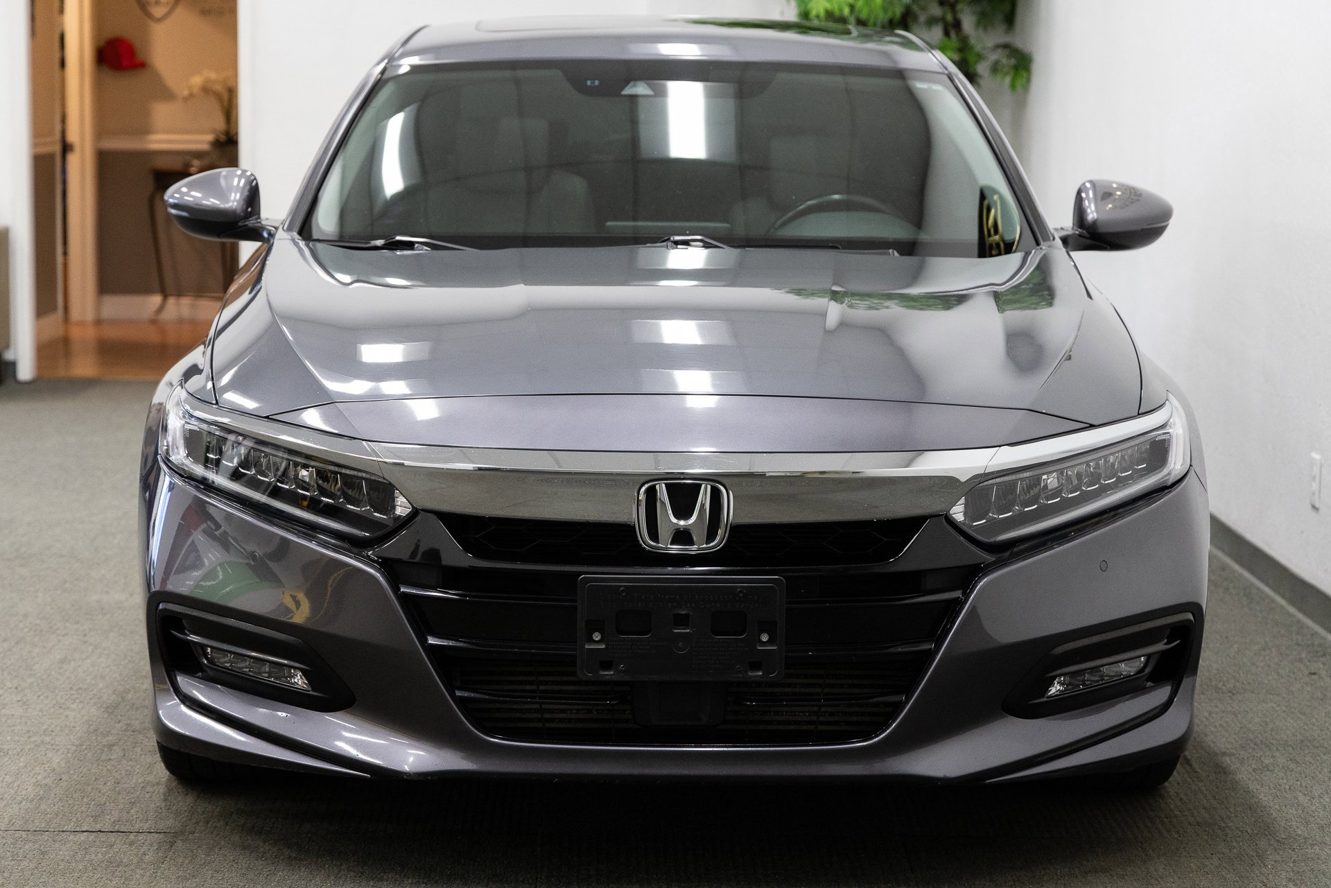 Used 2020 Honda Accord Touring image 12