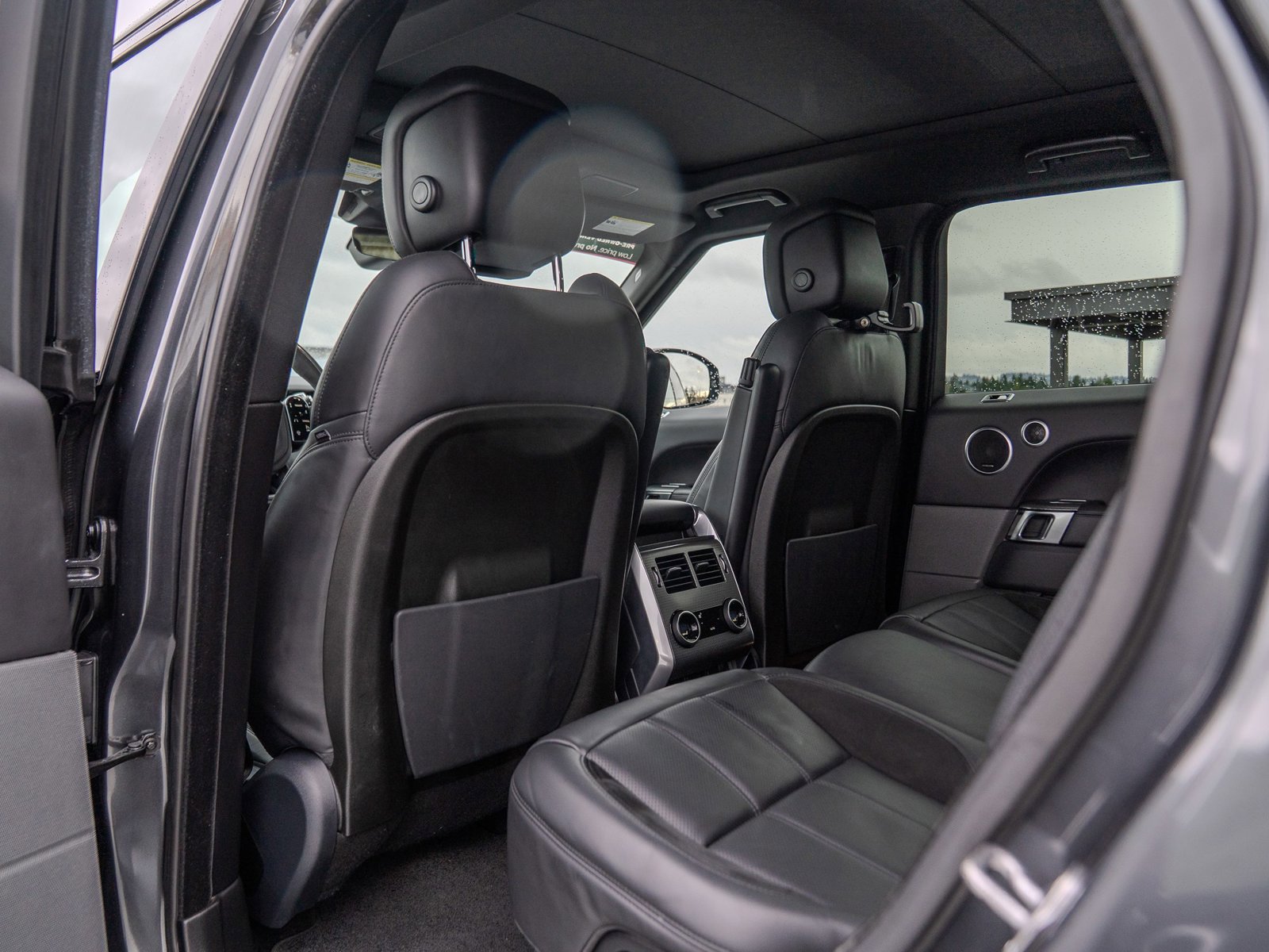 Used 2021 Land Rover Range Rover Sport HST image 17