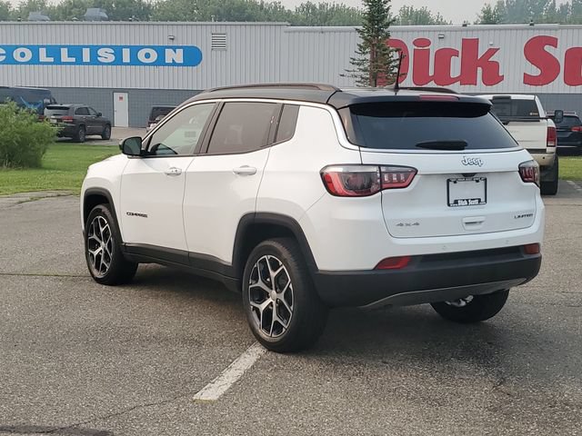 Used 2024 Jeep Compass Limited AWD/4WD image 5