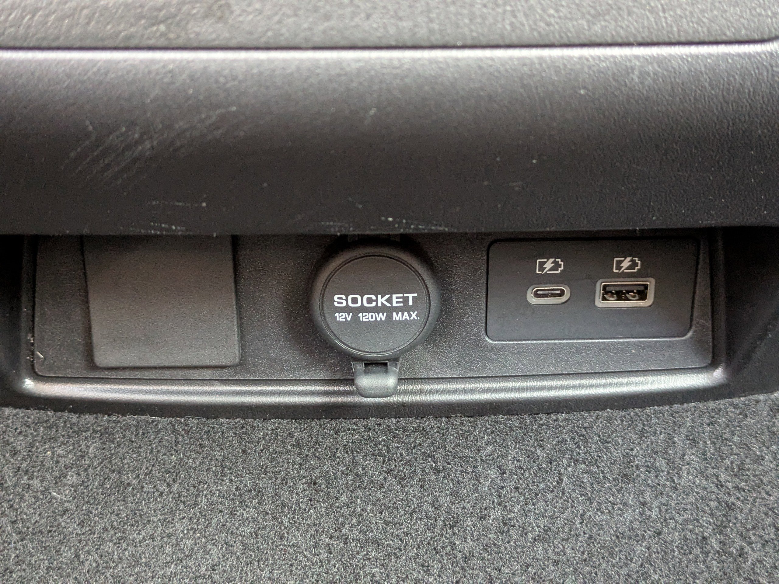 Certified 2024 Nissan Armada SV AWD/4WD image 17